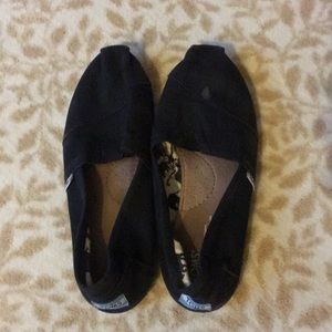 Black Toms, pair